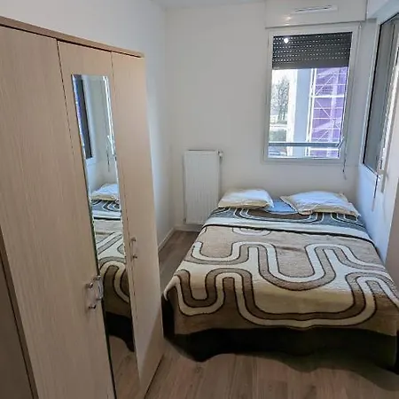 Chambre Dans Appartement Pres Du Roazhon Park Rennes Extérieur photo